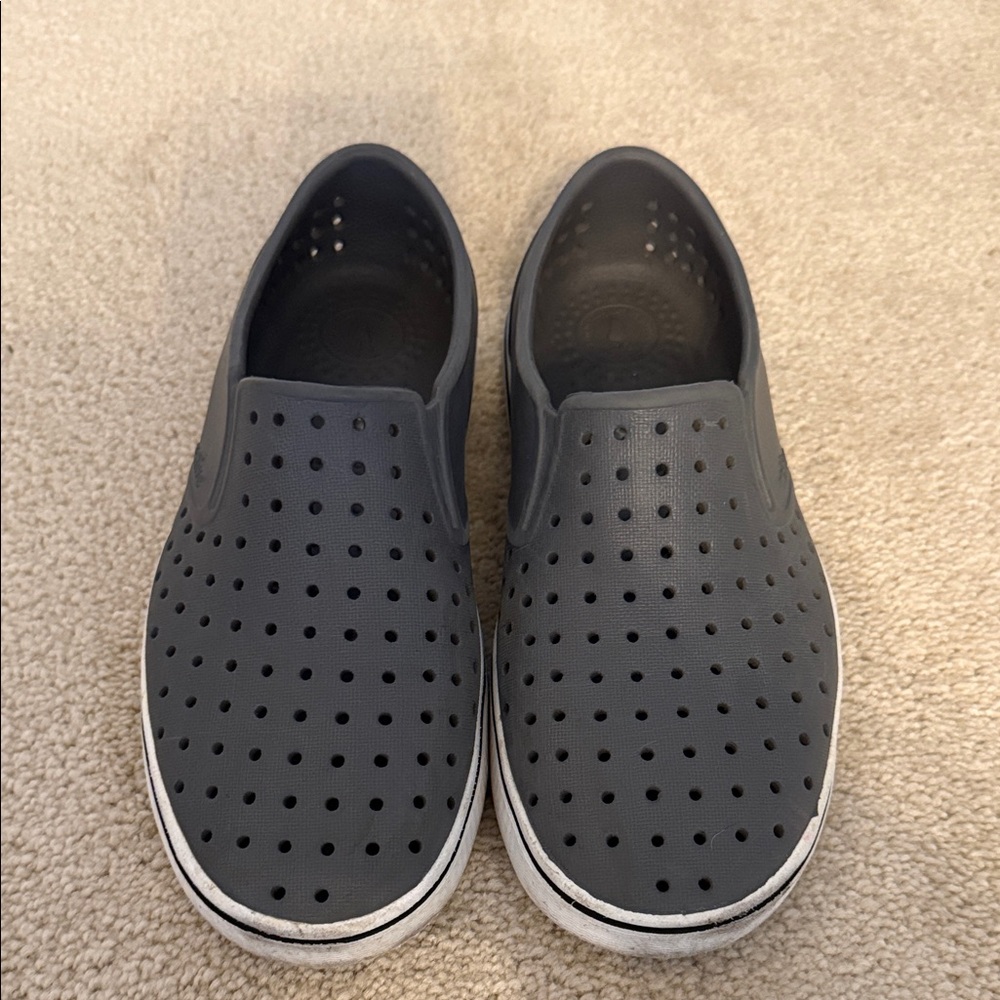 Native Miles Dublin Gray Wanderfoam Slip-on Shoes W6